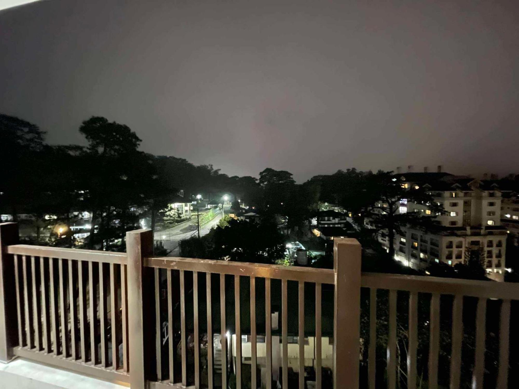 Cozy Pine Suites Baguio City Esterno foto