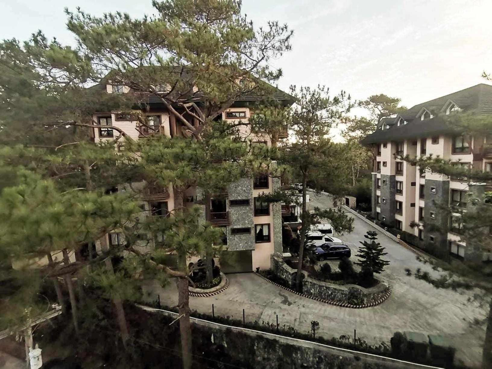 Cozy Pine Suites Baguio City Esterno foto
