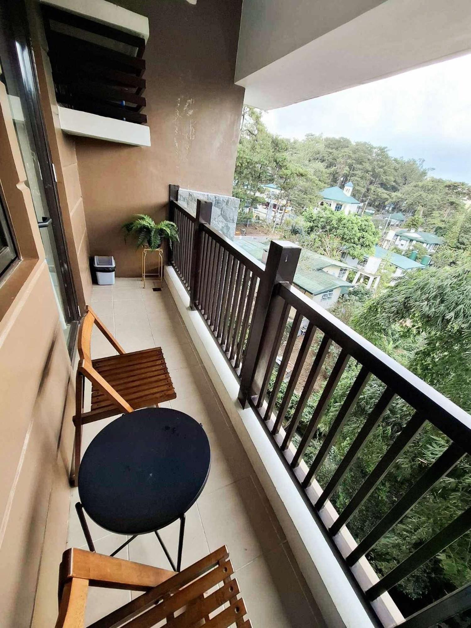 Cozy Pine Suites Baguio City Esterno foto